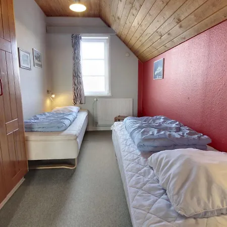 Apartment Lynne - 2-3km From The Sea In Western Jutland By Interhome