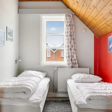 Lynne - 2-3km From The Sea By Interhome Apartment